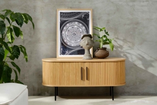 Furniria Dizajnový TV stolík Vasiliy 120 cm prírodný dub